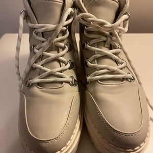 American eagle snow boots